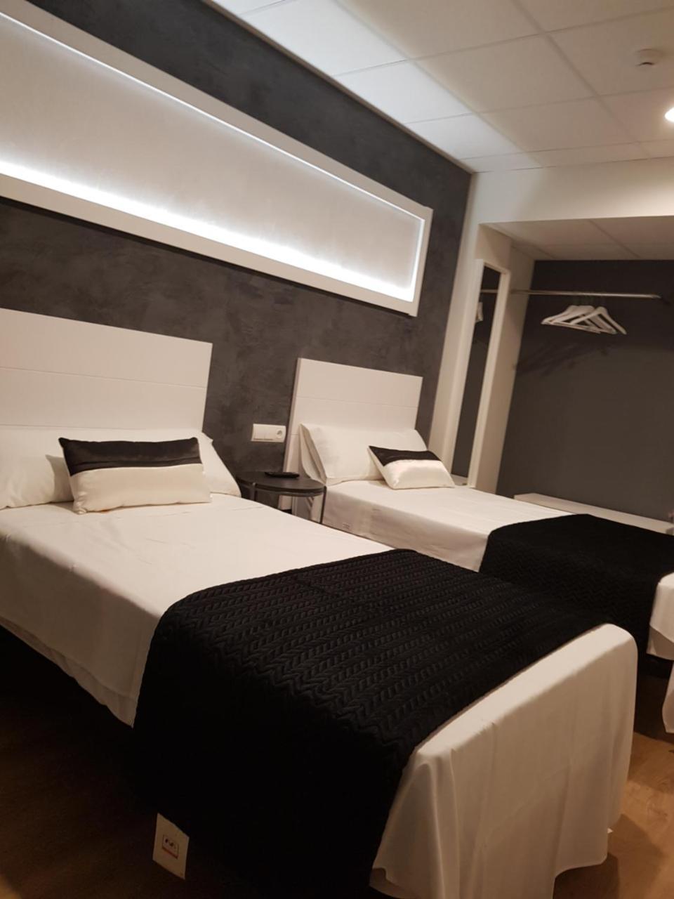 Hotel Malecon O Barco de Valdeorras Εξωτερικό φωτογραφία